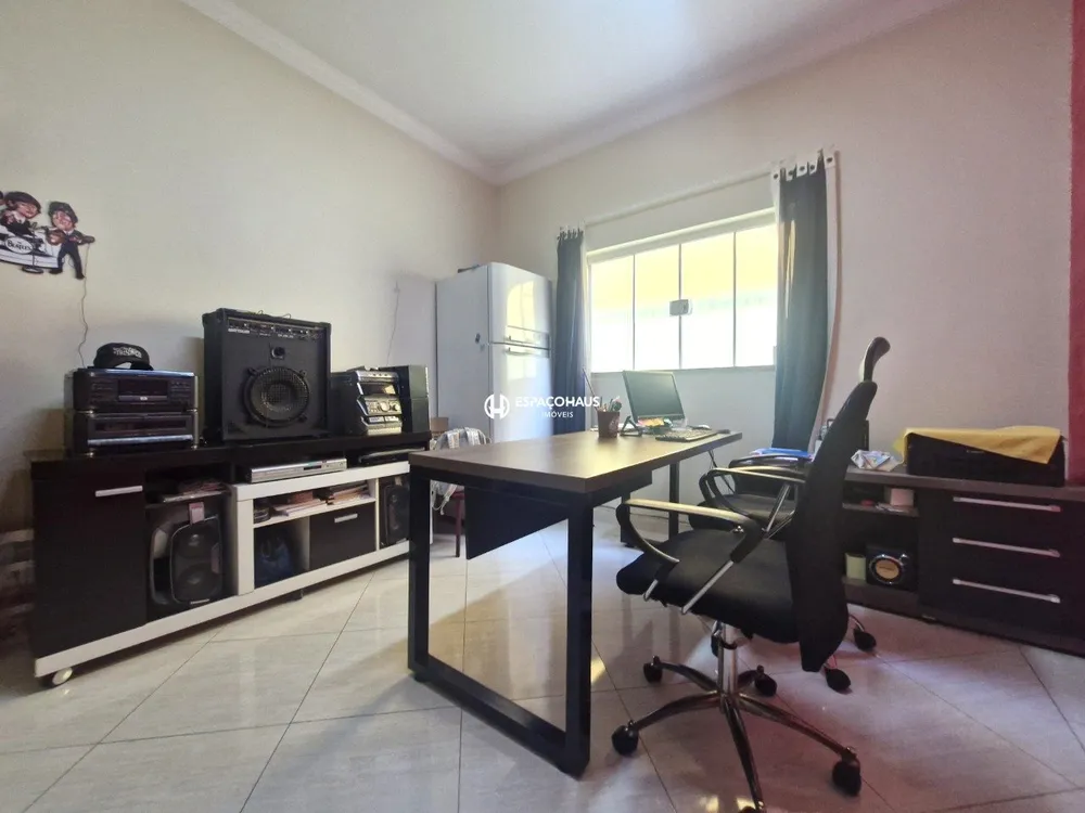 Casa, 3 quartos, 220 m² - Foto 5