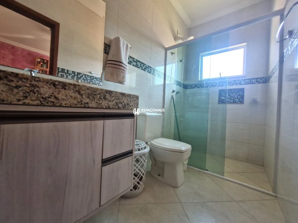 Casa, 3 quartos, 220 m² - Foto 6