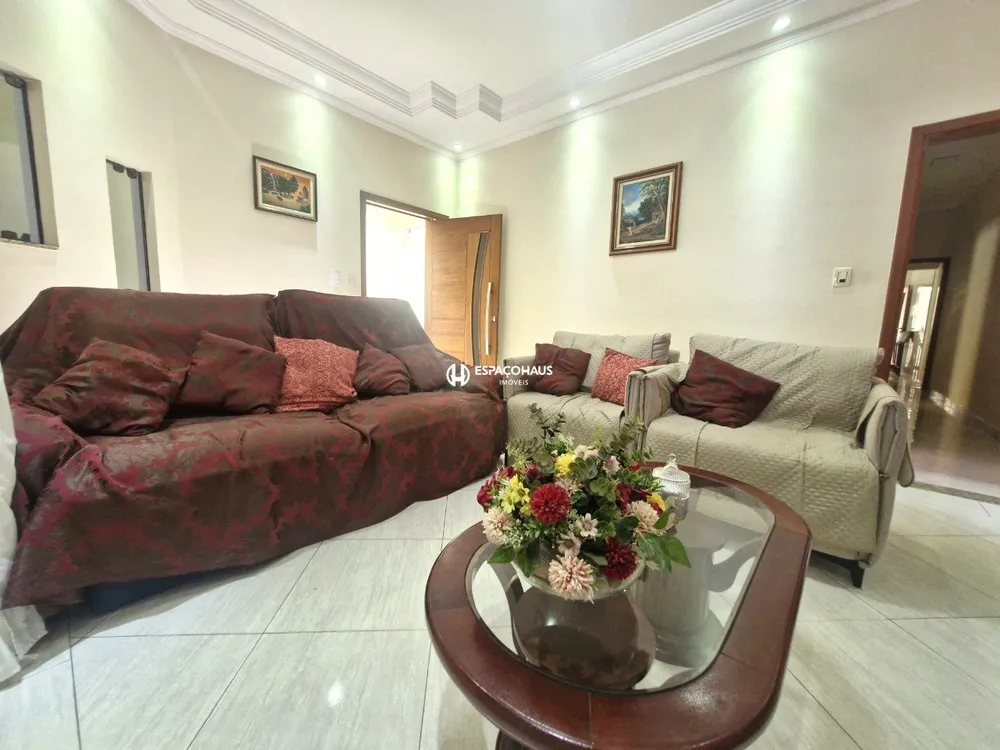 Casa, 3 quartos, 220 m² - Foto 4