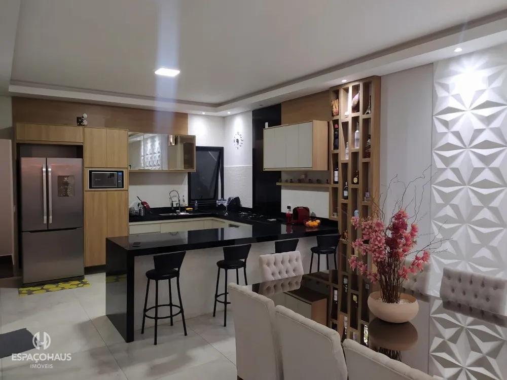 Casa, 2 quartos, 205 m² - Foto 10