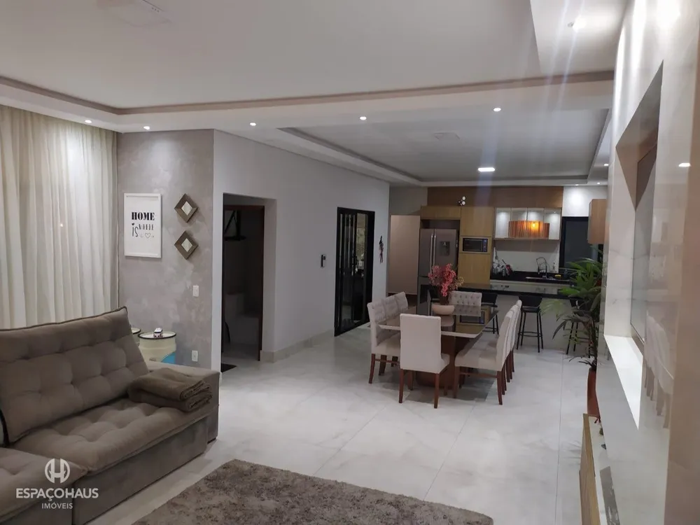 Casa, 2 quartos, 205 m² - Foto 11
