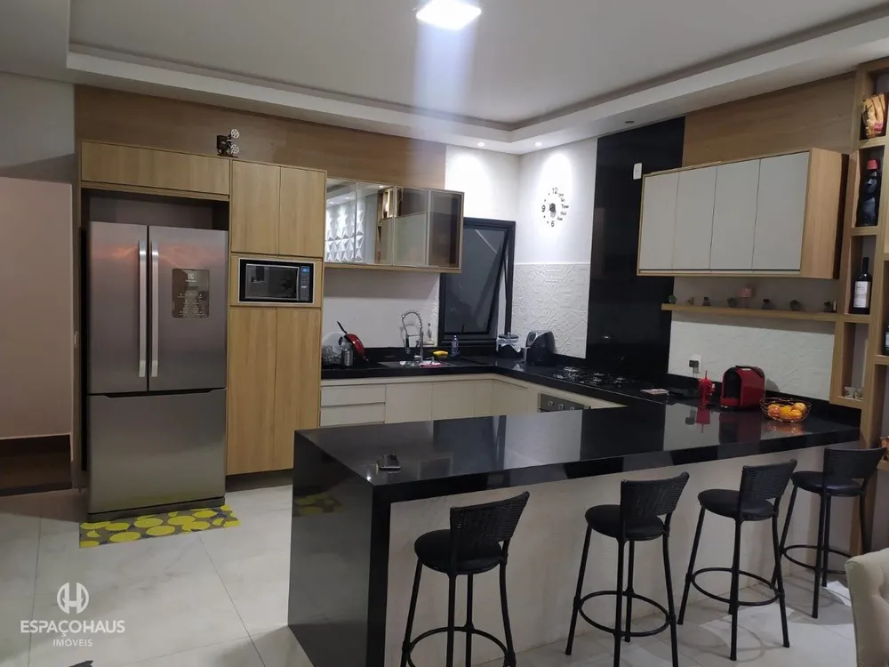 Casa, 2 quartos, 205 m² - Foto 9
