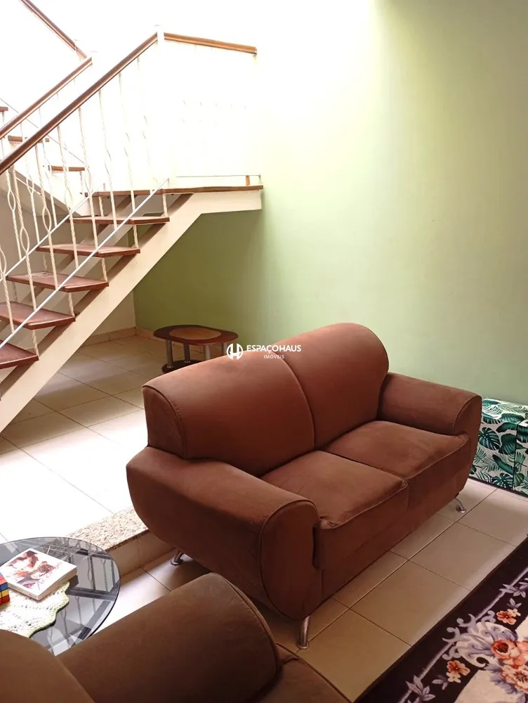 Casa, 5 quartos, 280 m² - Foto 3