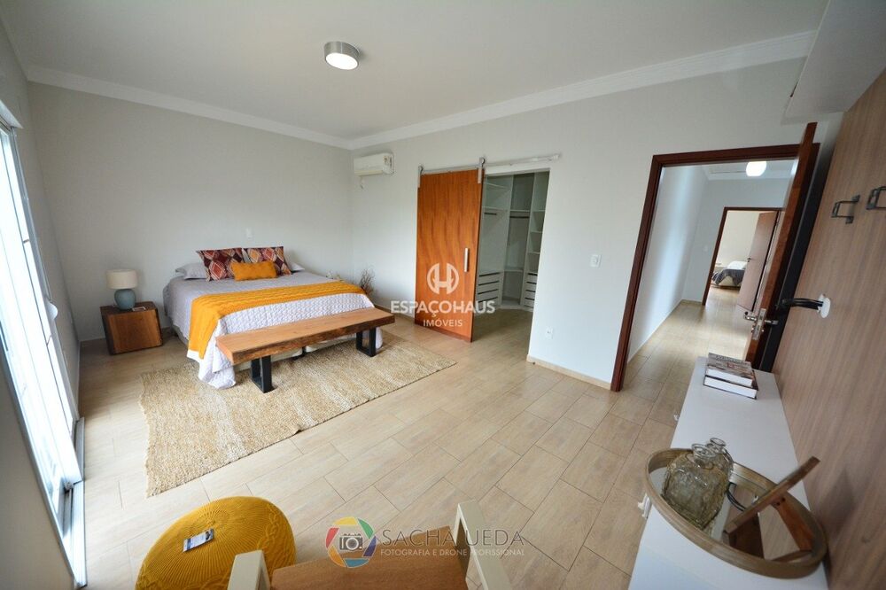 Casa de Condomínio à venda com 4 quartos, 318m² - Foto 13