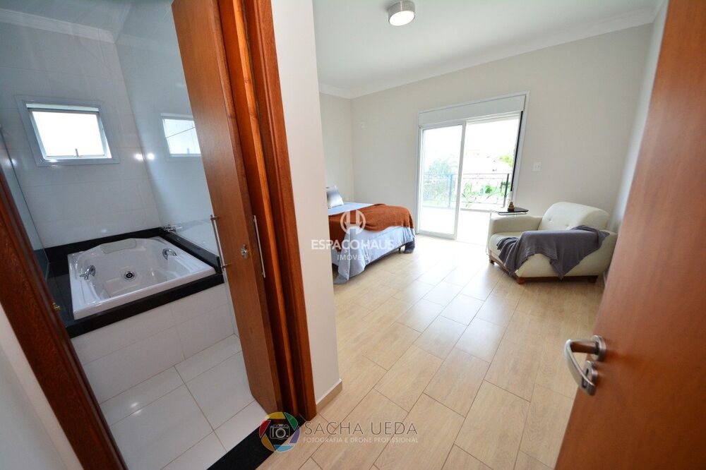 Casa de Condomínio à venda com 4 quartos, 318m² - Foto 19
