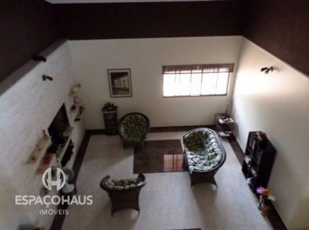 Chácara, 3 quartos, 1700 m² - Foto 2