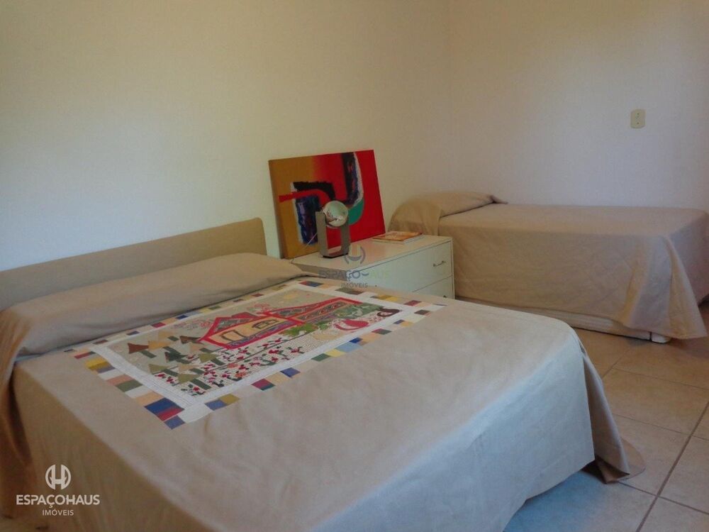 Chácara à venda com 4 quartos, 500m² - Foto 24