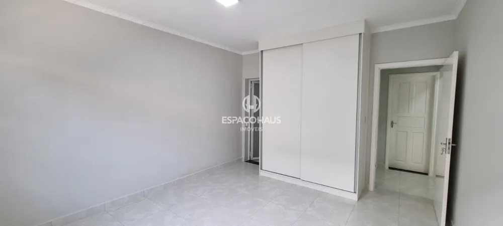 Casa, 3 quartos, 164 m² - Foto 8