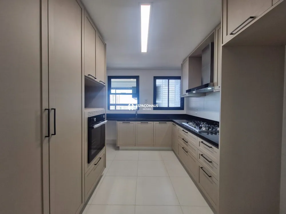 Apartamento, 3 quartos, 155 m² - Foto 2