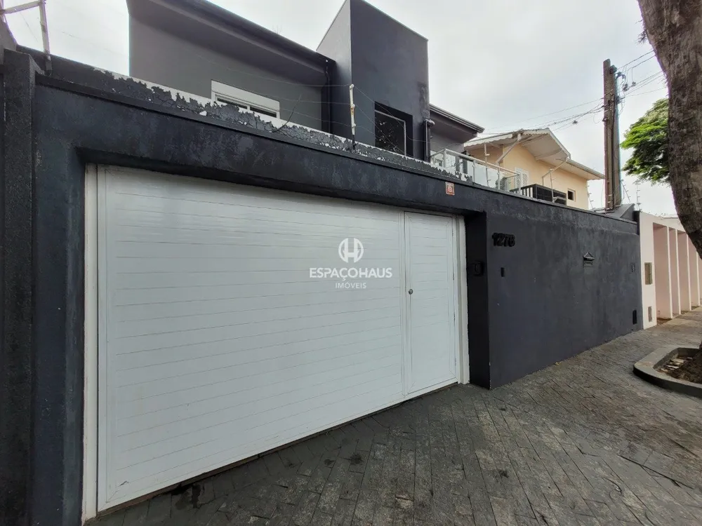 Casa, 3 quartos, 189 m² - Foto 2