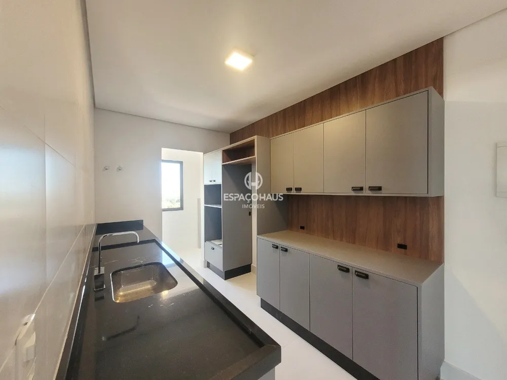 Apartamento, 3 quartos, 126 m² - Foto 2