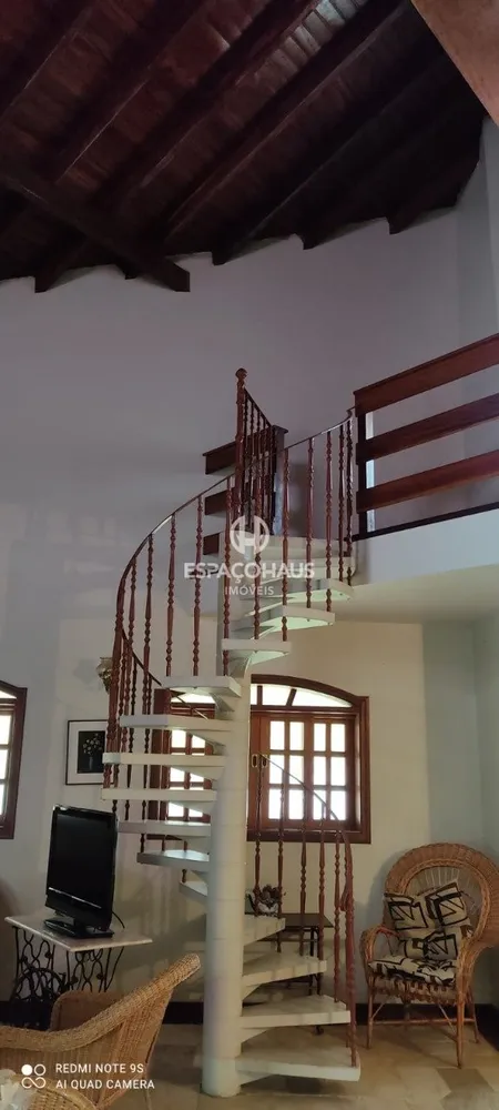 Chácara, 3 quartos, 2500 m² - Foto 1