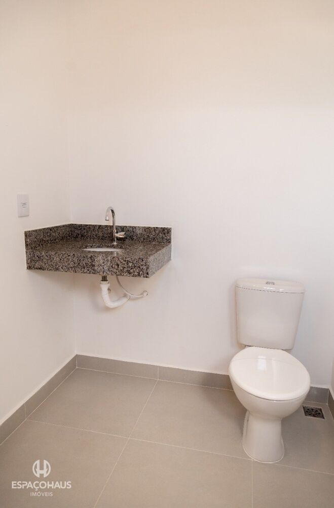 Casa à venda com 2 quartos, 80m² - Foto 14