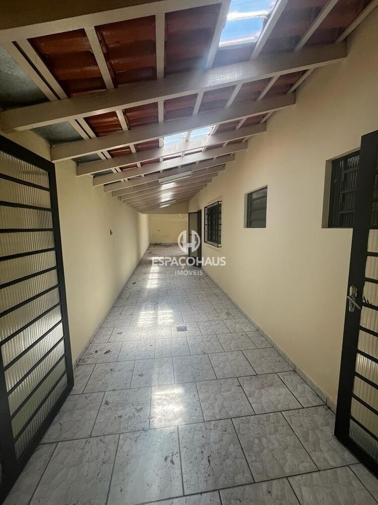 Casa à venda com 4 quartos, 206m² - Foto 11