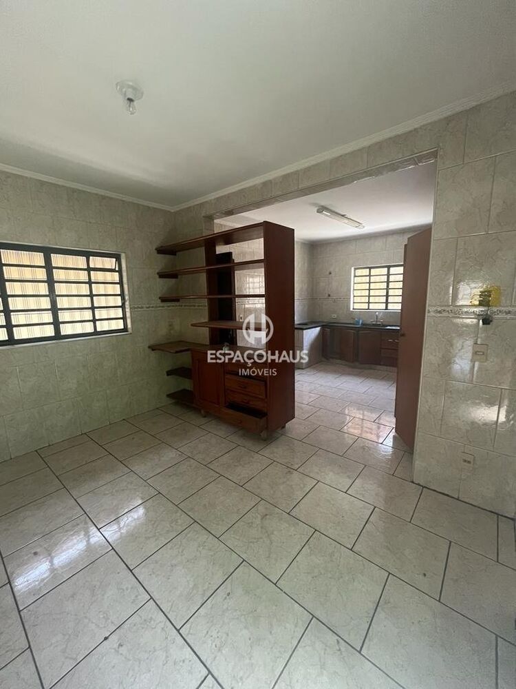 Casa à venda com 4 quartos, 206m² - Foto 8