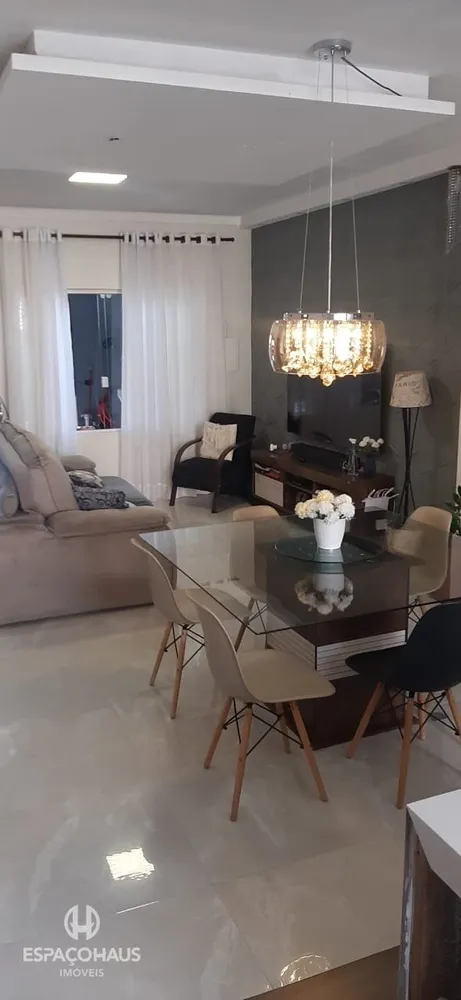 Casa, 3 quartos, 130 m² - Foto 1