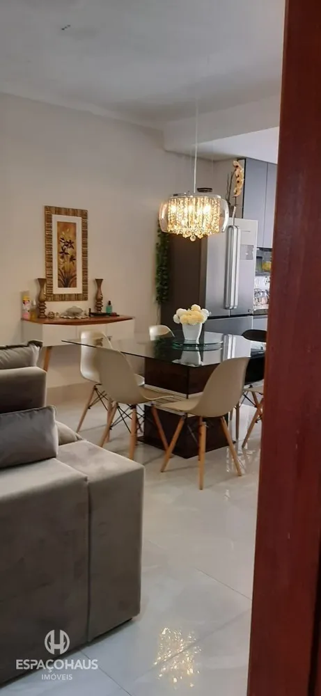 Casa, 3 quartos, 130 m² - Foto 2