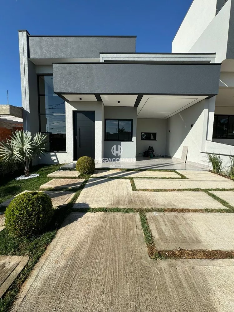 Casa de Condomínio à venda com 3 quartos, 153m² - Foto 1