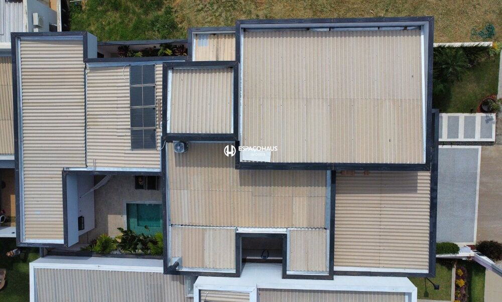Casa de Condomínio à venda com 3 quartos, 186m² - Foto 2