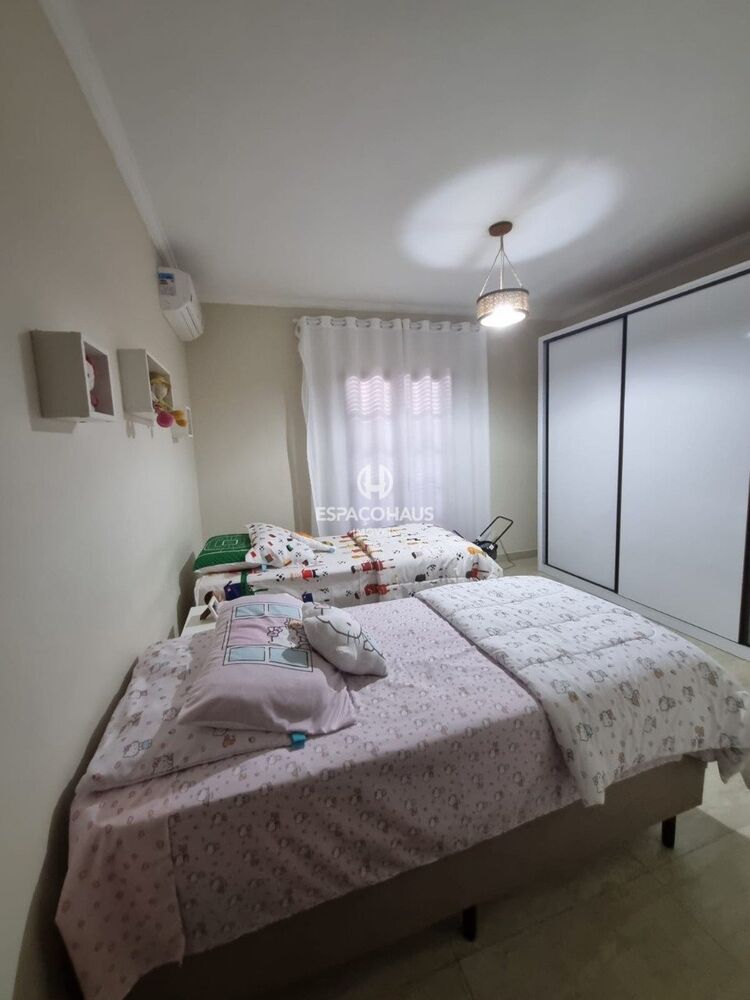 Casa, 5 quartos, 258 m² - Foto 10