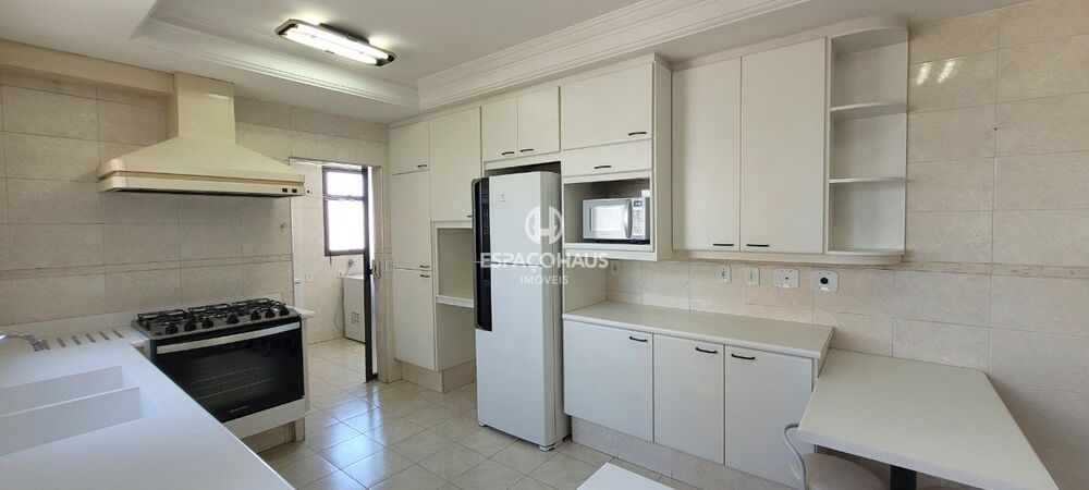 Apartamento, 4 quartos, 208 m² - Foto 2