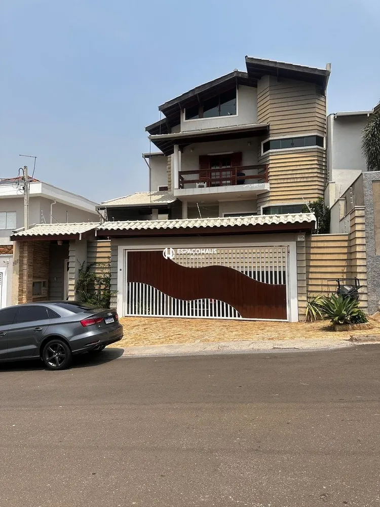 Casa, 4 quartos, 337 m² - Foto 1