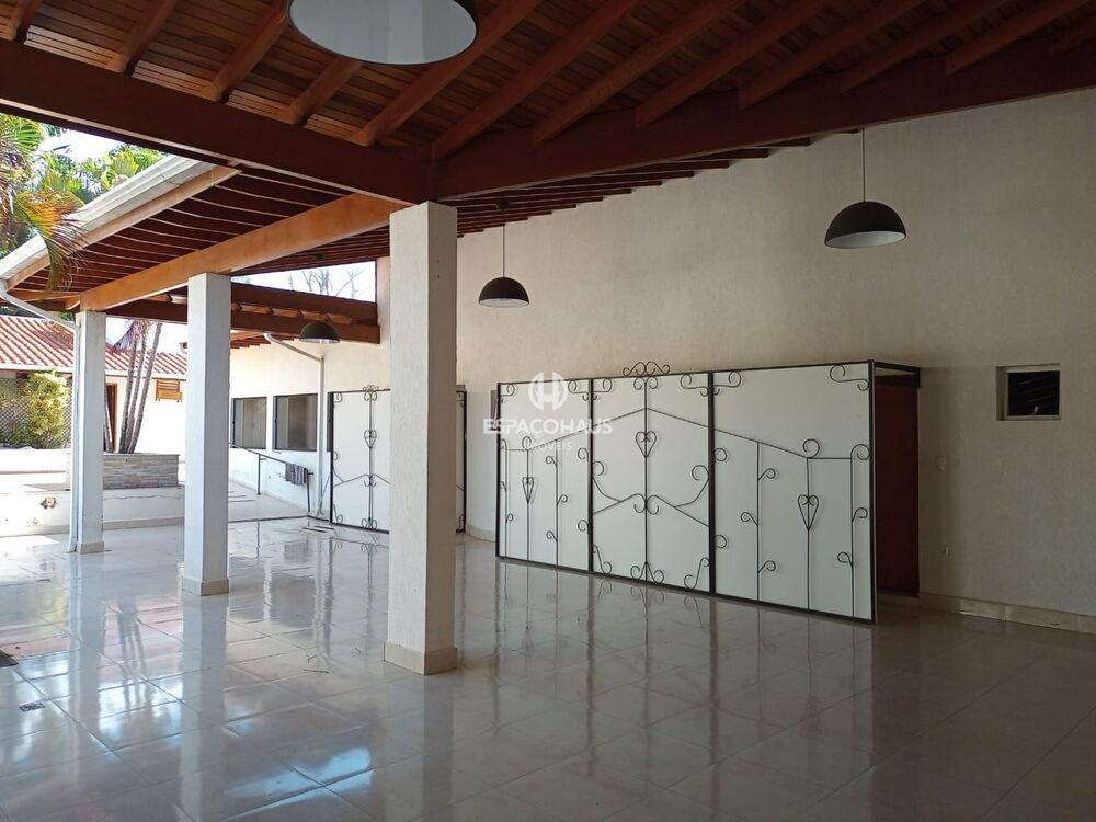 Chácara à venda com 6 quartos, 2000 - Foto 3
