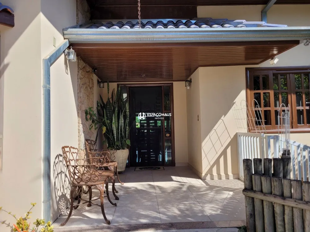 Chácara, 5 quartos, 2500 m² - Foto 2
