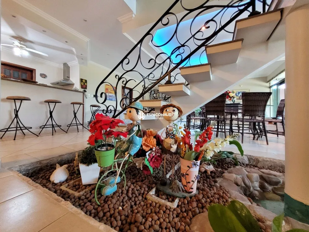 Chácara, 5 quartos, 2500 m² - Foto 9