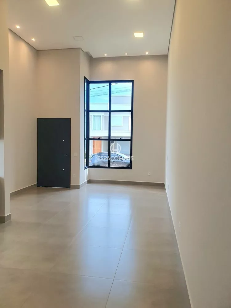 Casa de Condomínio à venda com 3 quartos, 207m² - Foto 4