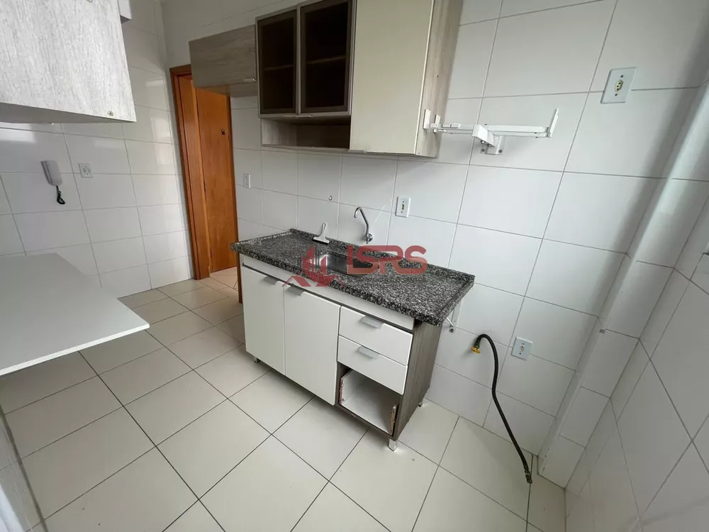 Apartamento à venda com 1 quarto, 60m² - Foto 9