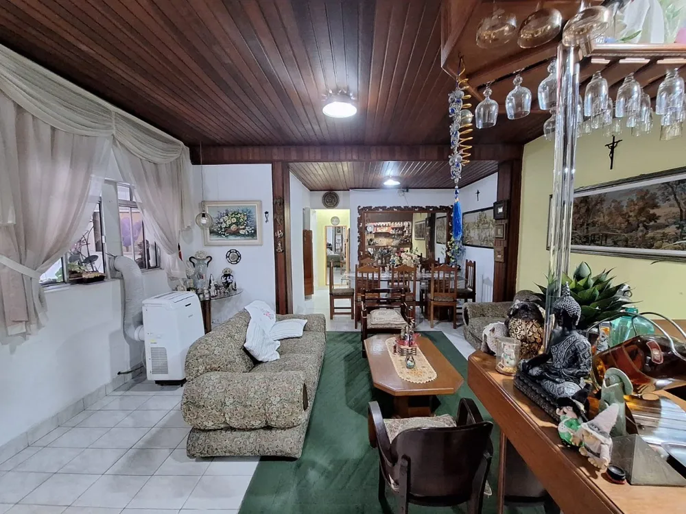 Casa, 3 quartos, 224 m² - Foto 1