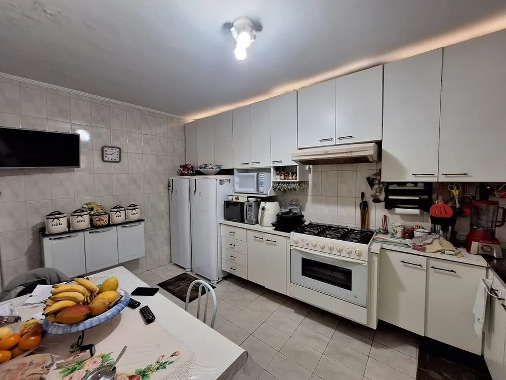 Casa, 3 quartos, 224 m² - Foto 4