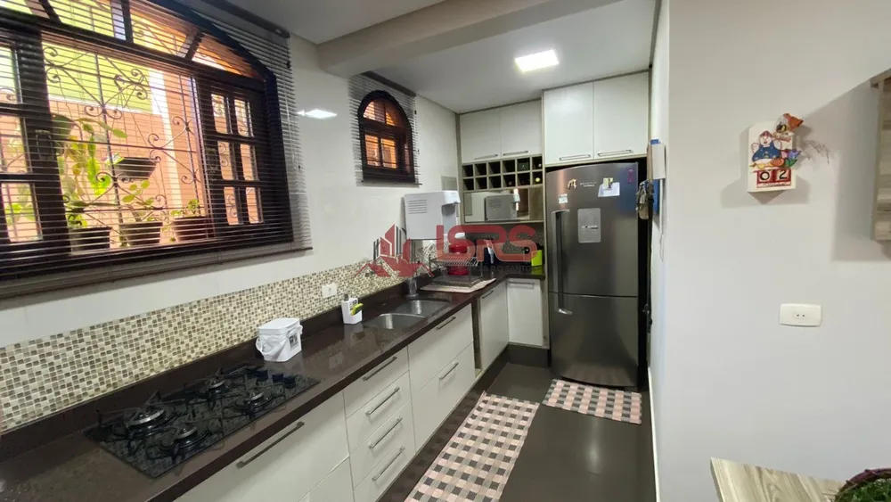 Sobrado, 3 quartos, 200 m² - Foto 2
