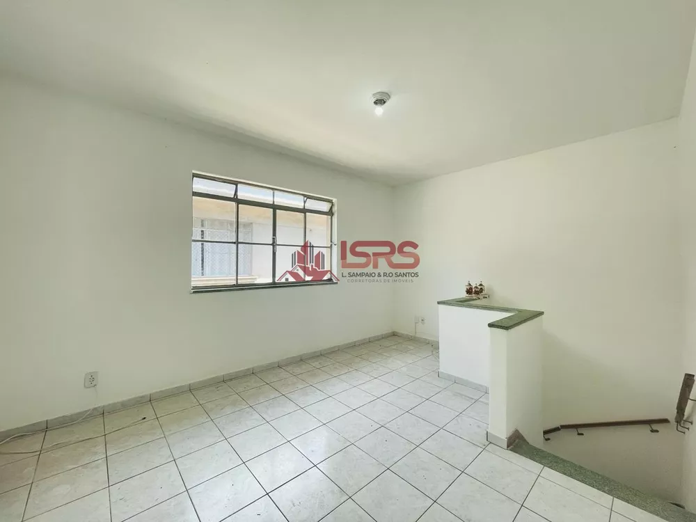 Apartamento à venda com 2 quartos, 66m² - Foto 1