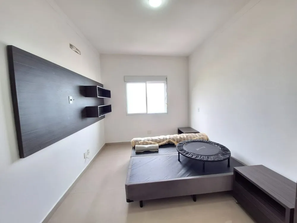Apartamento, 3 quartos, 150 m² - Foto 2