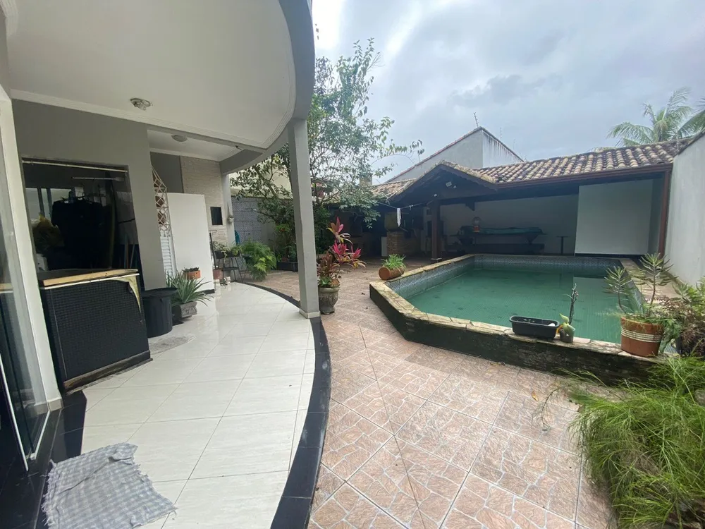 Sobrado, 3 quartos, 285 m² - Foto 1