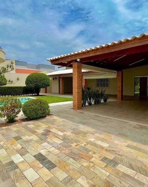 Casa à venda com 4 quartos, 272m² - Foto 5