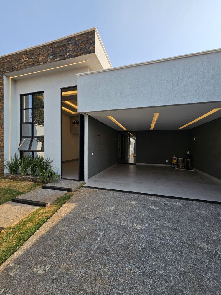 Casa, 3 quartos, 202 m² - Foto 2