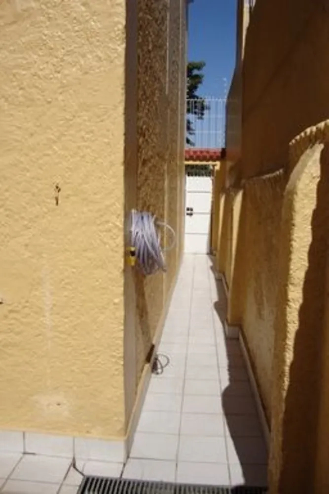 Casa, 4 quartos, 250 m² - Foto 9