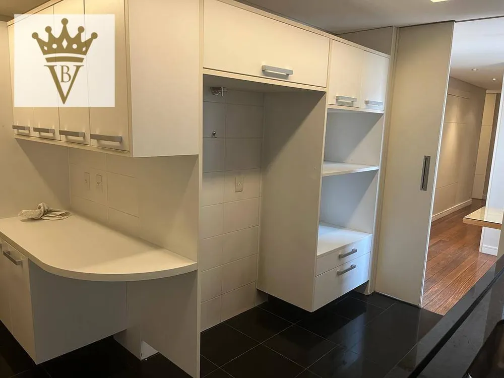 Apartamento, 3 quartos, 192 m² - Foto 1