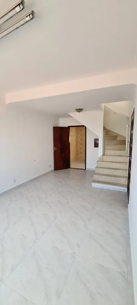 Casa, 2 quartos, 231 m² - Foto 3