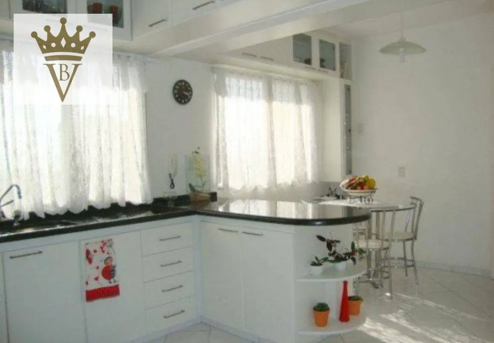 Apartamento, 3 quartos, 180 m² - Foto 2