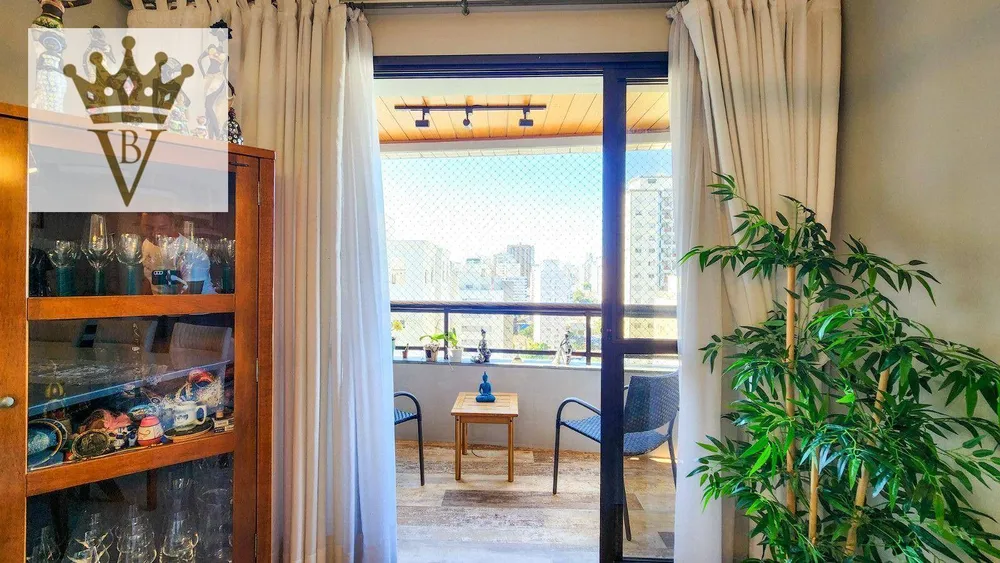 Apartamento, 4 quartos, 216 m² - Foto 2