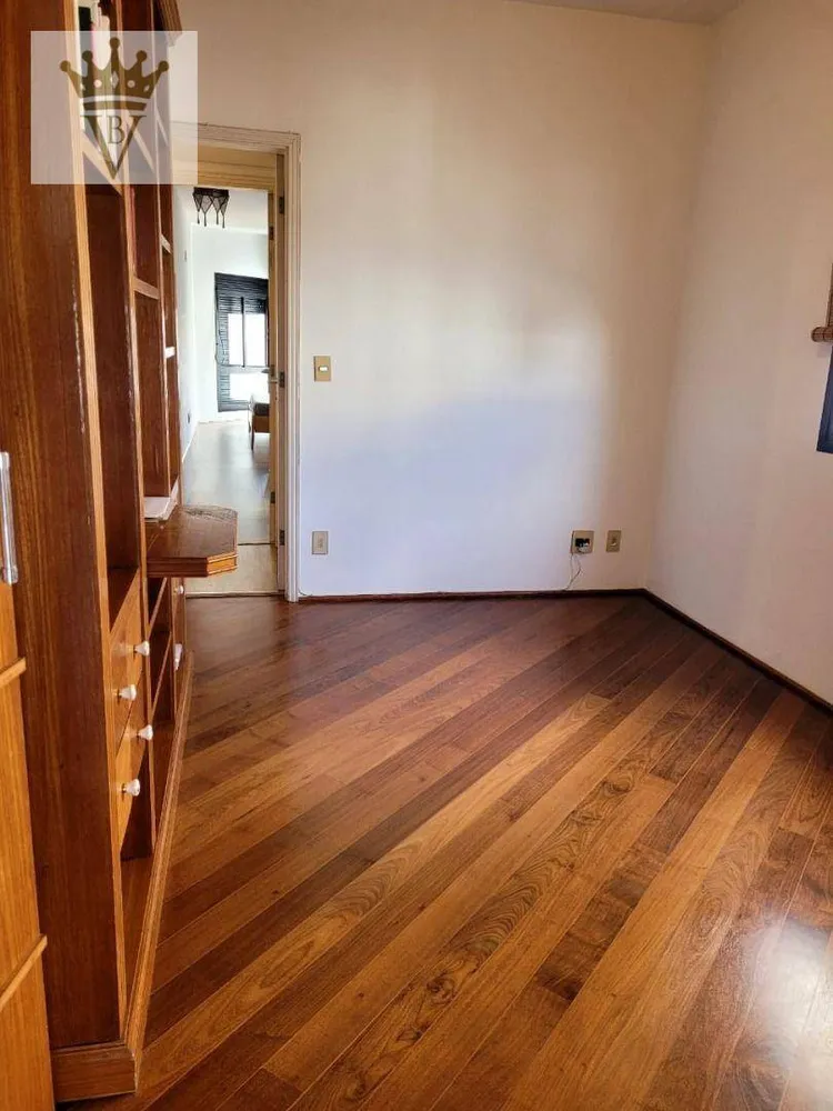Apartamento, 3 quartos, 220 m² - Foto 13