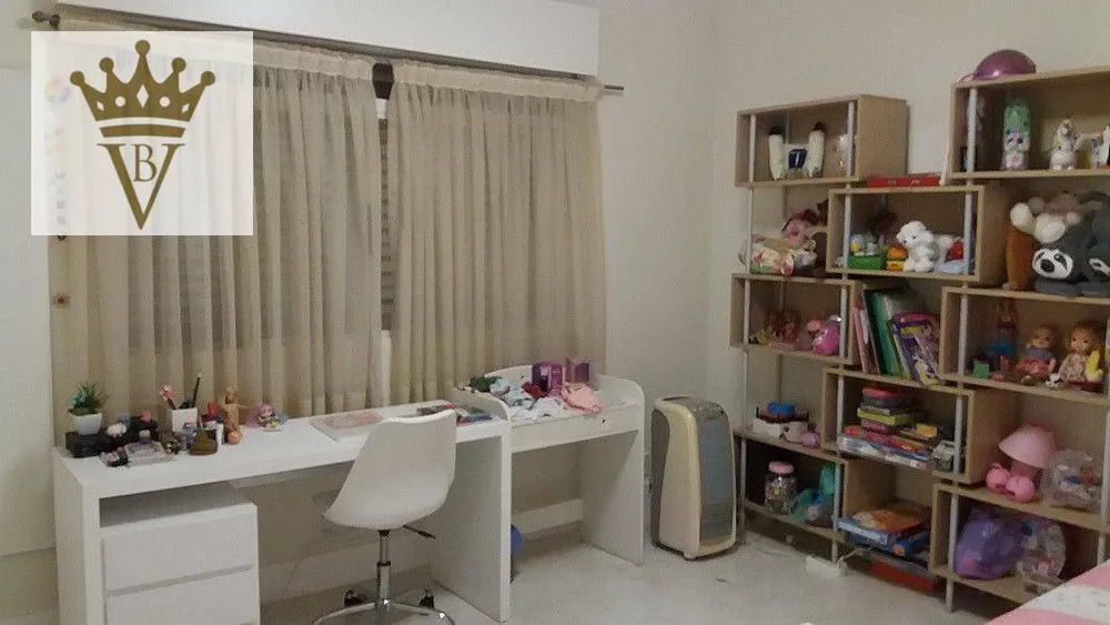 Apartamento, 3 quartos, 213 m² - Foto 1