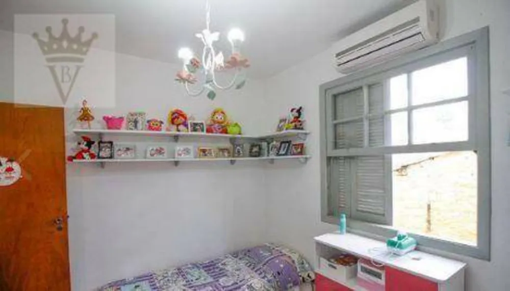 Sobrado, 3 quartos, 212 m² - Foto 2