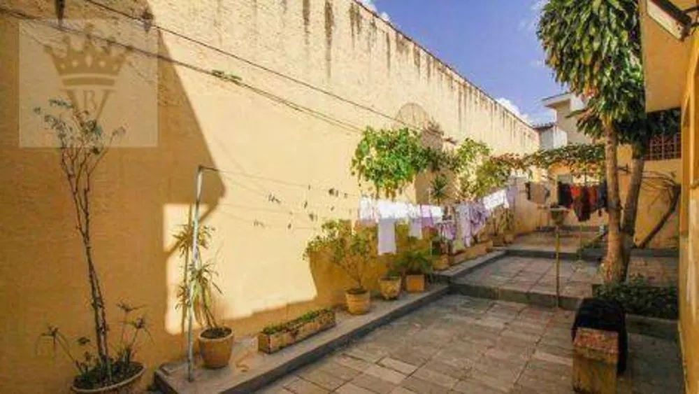 Sobrado, 3 quartos, 212 m² - Foto 1