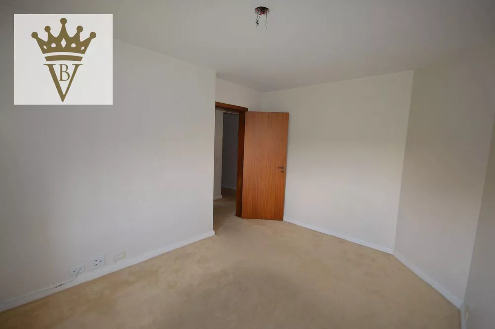 Apartamento à venda com 4 quartos, 196m² - Foto 12