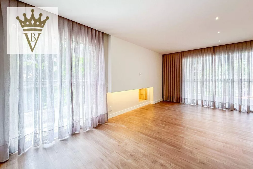 Apartamento à venda com 4 quartos, 200m² - Foto 5